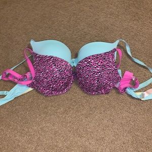 Size 34B wear everywhere push up bras